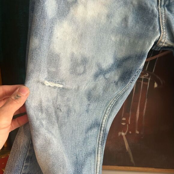 Levi's Distressed Upcycled Straight Blue Jeans 32" X 30" - Picture 5 of 16
